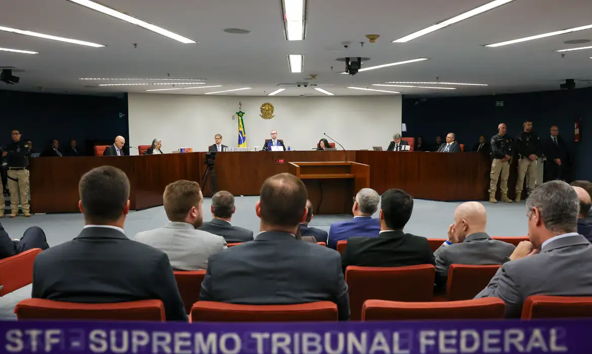 Saiba como foram os dois votos pela condenação de Bolsonaro no STF |  Agência Brasil